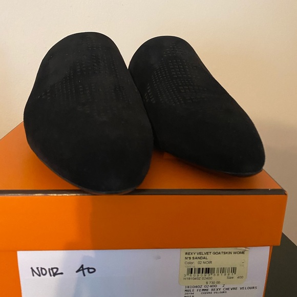 New Hermès Rexy Velvet Goatskin Sandals - Picture 1 of 9